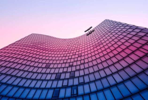 Trying New Styles, Fabrics, Trends for Europeans 1 post34 copyright